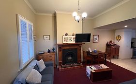 Barnard Street Cottage